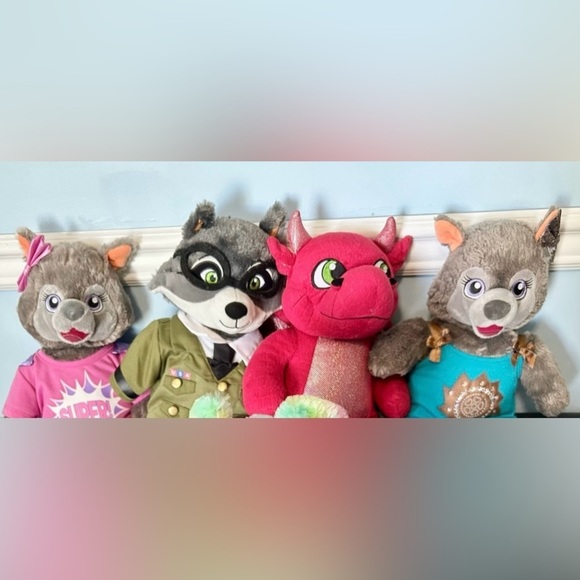 Build a bear Great Wolf Lodge collection lot of 5 raccoon/squirrel/dragon plush - Picture 1 of 9